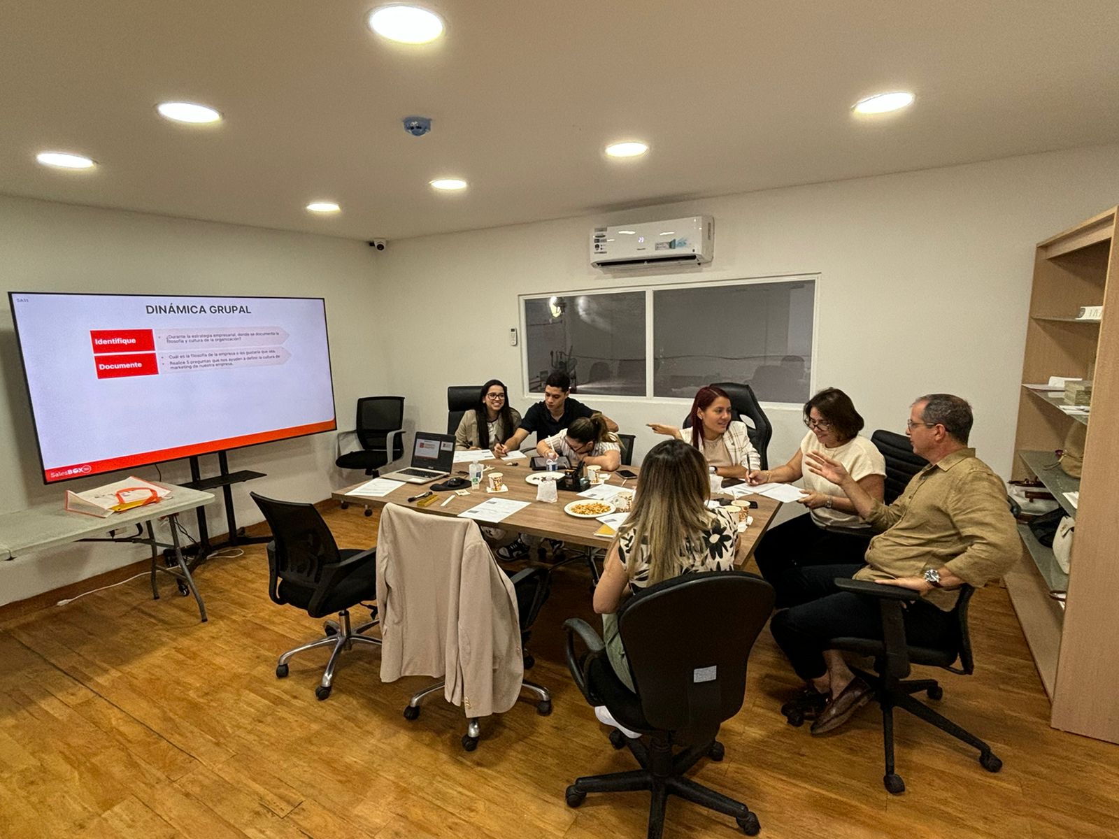 <span  class="uc_style_uc_tiles_grid_image_elementor_uc_items_attribute_title" style="color:#ffffff;">Reyan_Power Training_28 sep (1)</span>